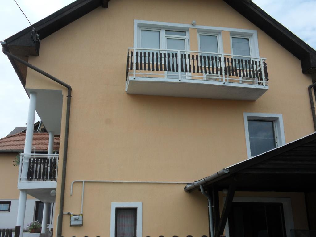 Friends Villa Apartments Héviz Zewnętrze zdjęcie